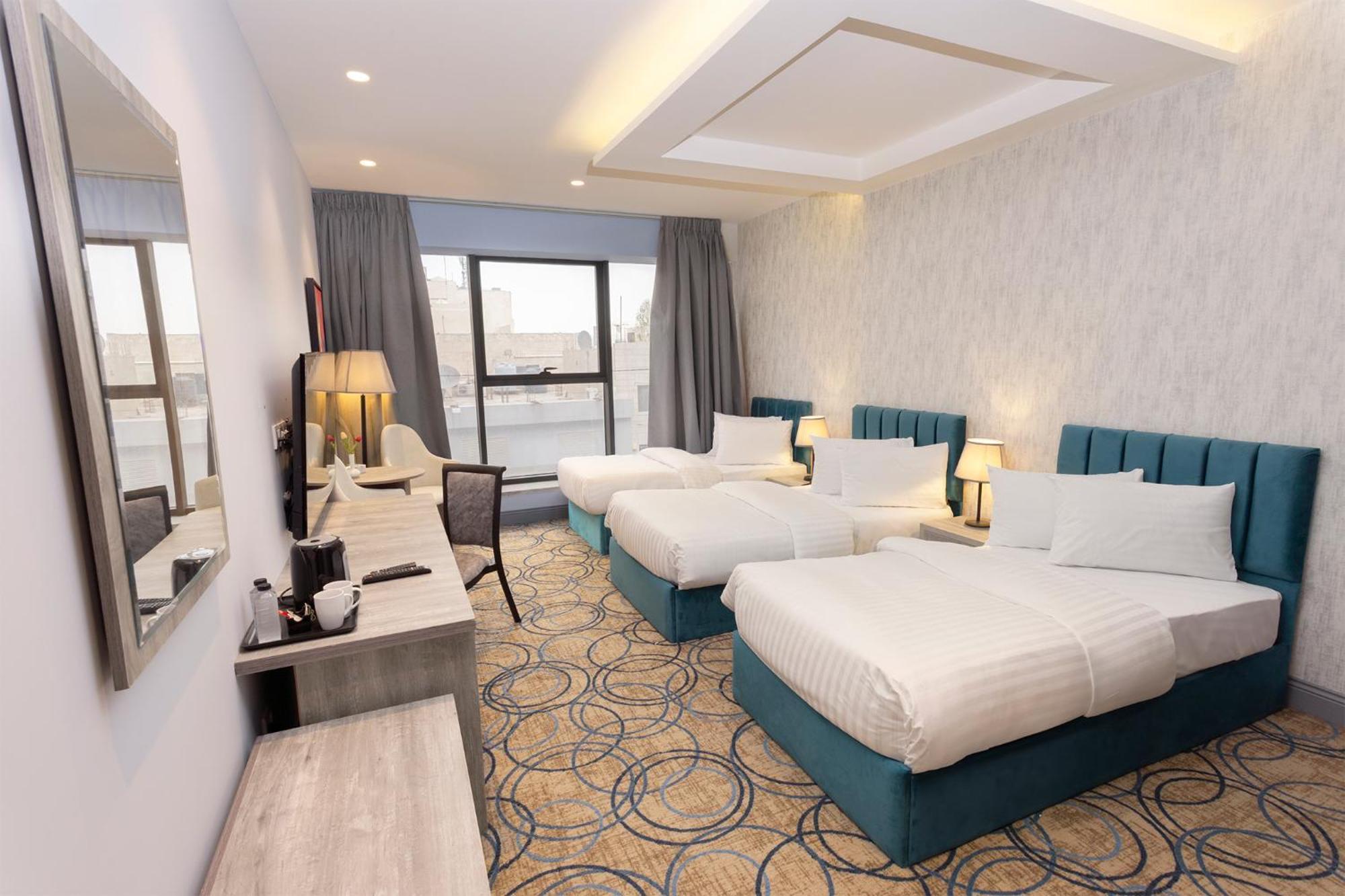 Luxury Palace Hotel Amman Buitenkant foto