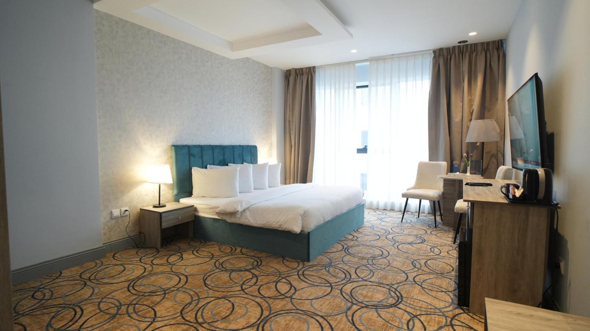 Luxury Palace Hotel Amman Buitenkant foto
